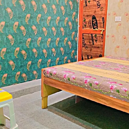 Kartik Home Stay Ayodhya Exterior photo